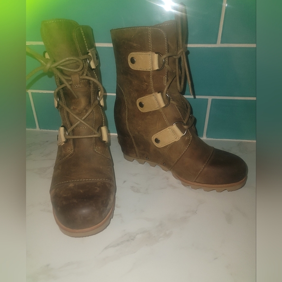 Womens Sorel Wedge Brown Leather boots size 7 - Picture 1 of 11